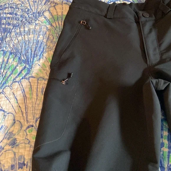 Patagonia, snow pants - Picture 6 of 11